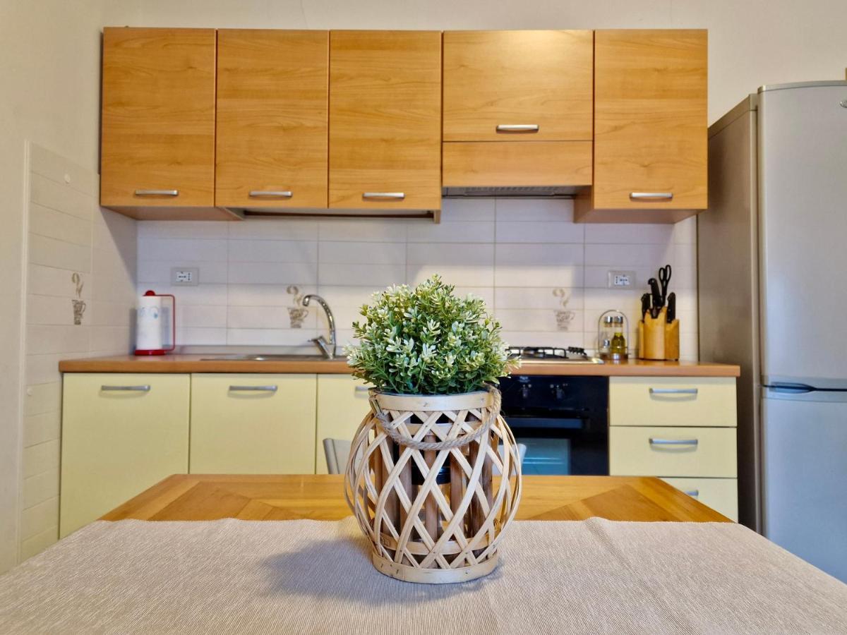 Casa Adelina By Tramonti Apartments Poggio Picenze Екстериор снимка